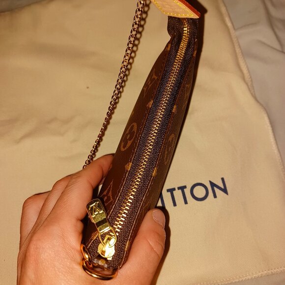 Authentic Louis Vuitton Mini Pochette Accessoires - Picture 8 of 8